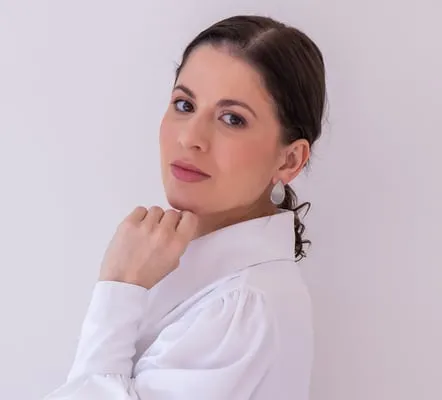 Deise, farmacêutica esteta